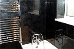 Vivaldi Black Bathroom