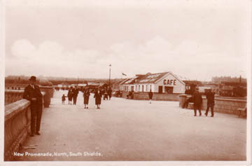 old photo of South Shields Promenade