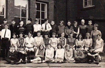 old photo of Mortimer Road School South Shields