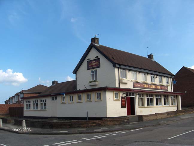 photo of the satellite pub henderson road south shields