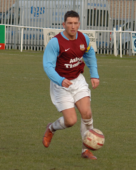 picture of Leepaul Scroggins on the ball