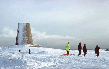 picture of sledges on cleadon hills
